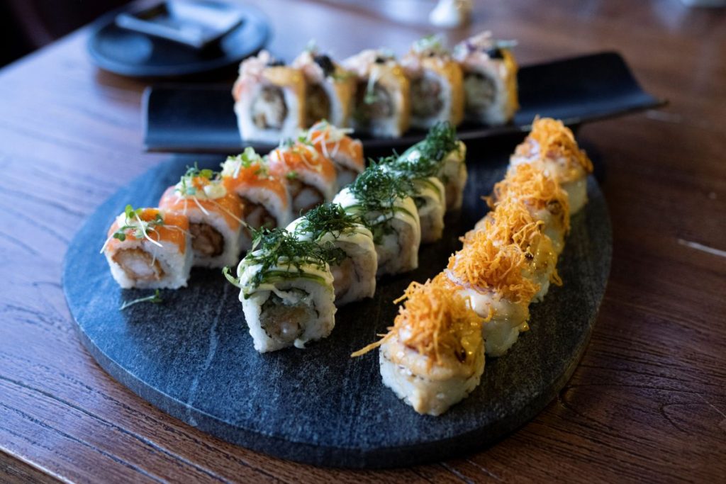 Mixed special roll set